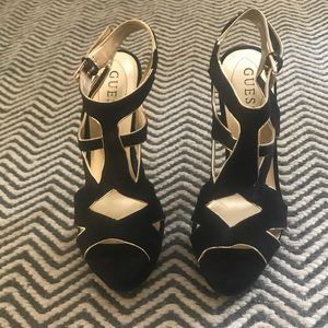 Sexy Guess black heels sz 6.